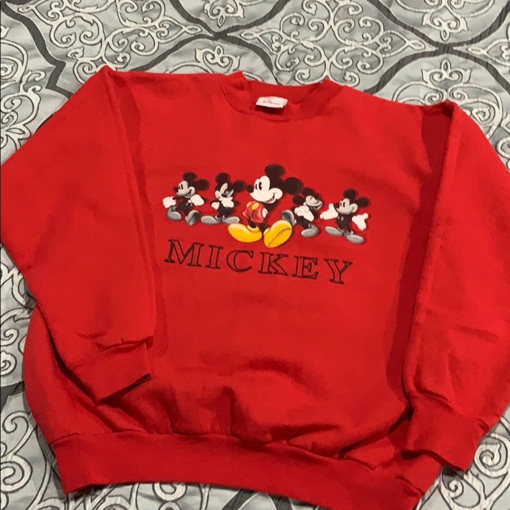 Vintage Disney Store Mickey Mouse sweatshirt